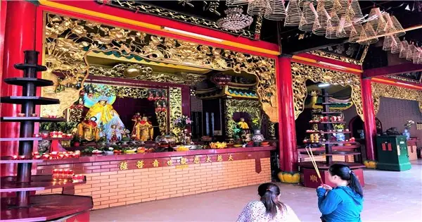 Tín Ngưỡng Thờ Cúng Người Hoa Ở Chợ Lớn | Dân Tộc Và Phát Triển