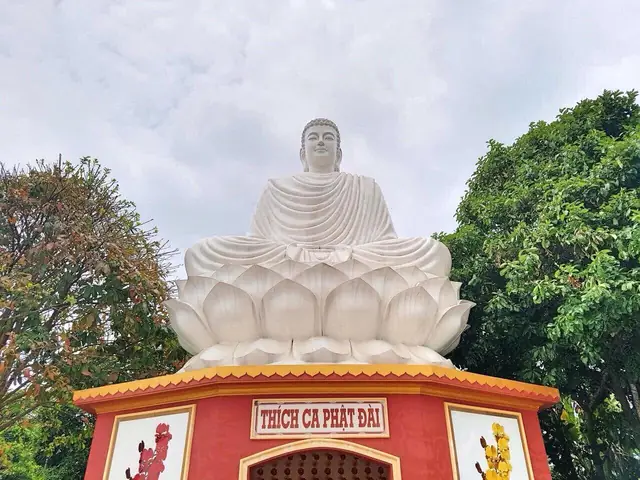 Tæ°á»£ng Thã­ch Ca Pháº­t Äã I Táº¡i Chã¹a Pháº­t Há»c 2 Sã³c Träng