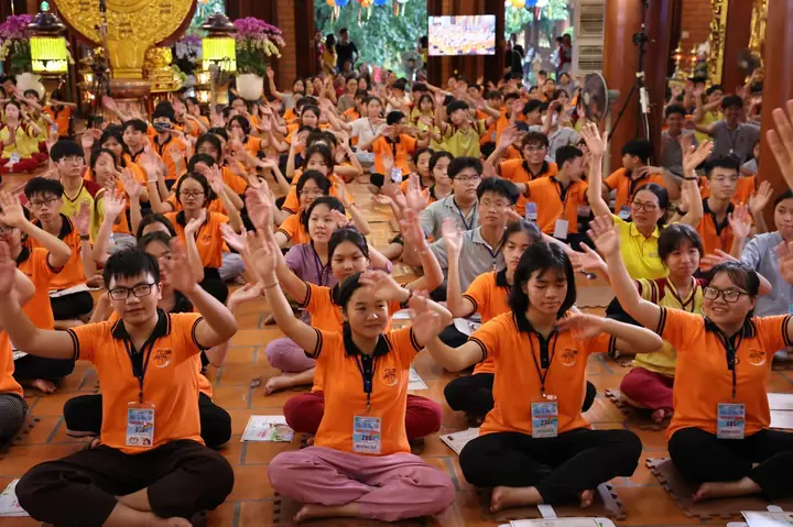 Không Gian Thiền Định Và Khóa Tu