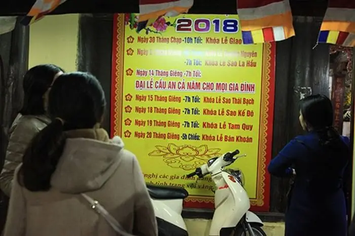 Sự Thật Không Phải Ai Cũng Biết Về Tập Tục 'dâng Sao Giải Hạn' - Báo ...