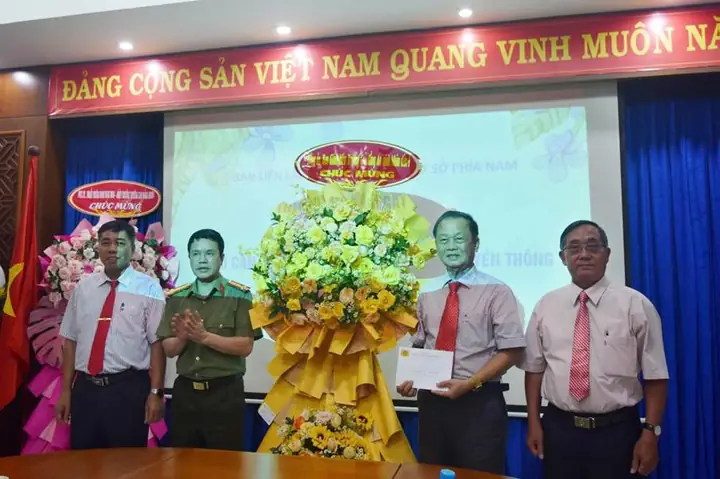 Tổ Chức Trang Trọng, Ấm Cúng, Ý Nghĩa Chương Trình Gặp Mặt Cựu Cán Bộ, Giáo Viên, Công Nhân Viên Nhà Trường Nhân Ngày Truyền Thống 24/4/1976 - 24/4/2025