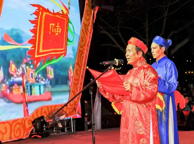 Tin Tức, Hình Ảnh, Video Clip Mới Nhất Về Người Đọc Văn Tế