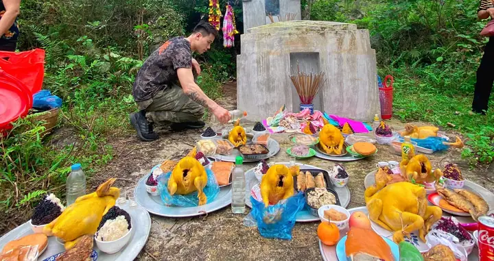 Mâm Cúng Tết Thanh Minh 2025 Tại Nhà Và Ngoài Mộ Chi Tiết
