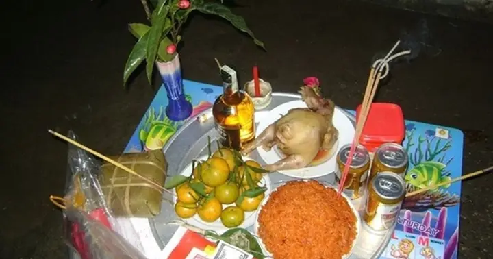 Nên Cúng Gì Vào Đêm Giao Thừa Tết Kỷ Hợi 2019 Để Đón Tài Lộc?