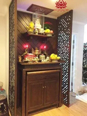 Nên Và Không Nên Bày Trí Gì Trên Bàn Thờ Gia Tiên