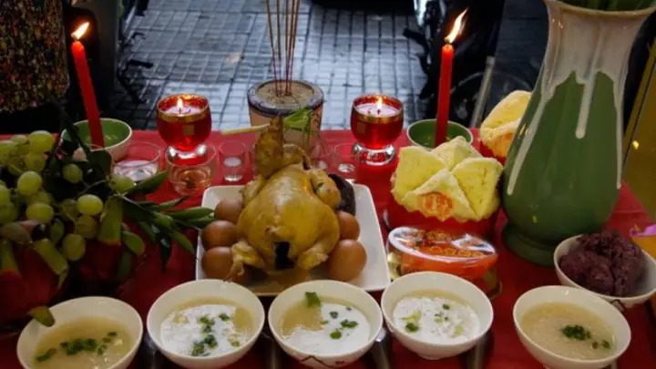 Cúng Giao Thừa Ngoài Trời: Có Nên Không Và Những Điều Cần Biết Để Năm Mới An Lành