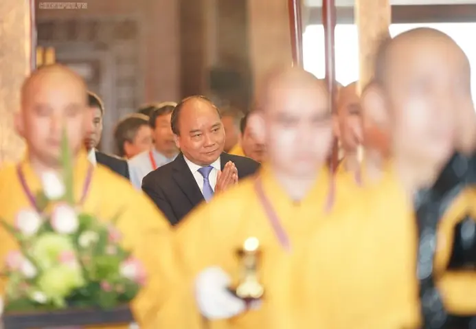 “tiền Công Đức”: Vì Sao Nhà Nước Giằng Co Với Nhà Chùa