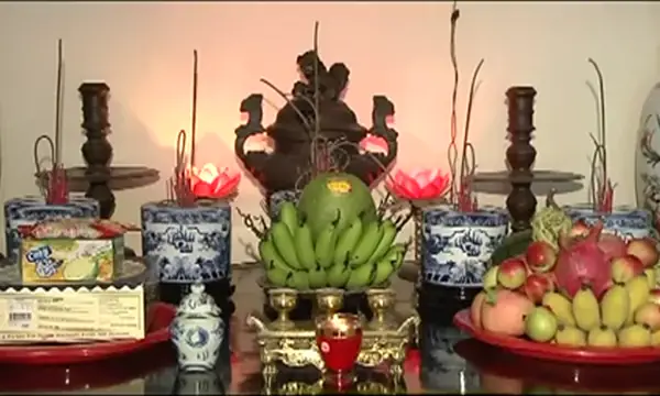 Chuyên Gia Tư Vấn Cách Thắp Hương Thờ Cúng Dịp Lễ Tết - Báo ...