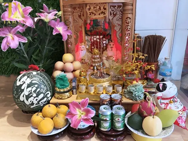 Cúng Bỏ Ban Thần Tài: Hướng Dẫn Chi Tiết Các Bước & Lưu Ý Quan Trọng