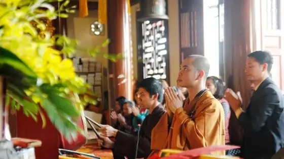 Thực Hành Theo Giáo Lý Nhà Phật