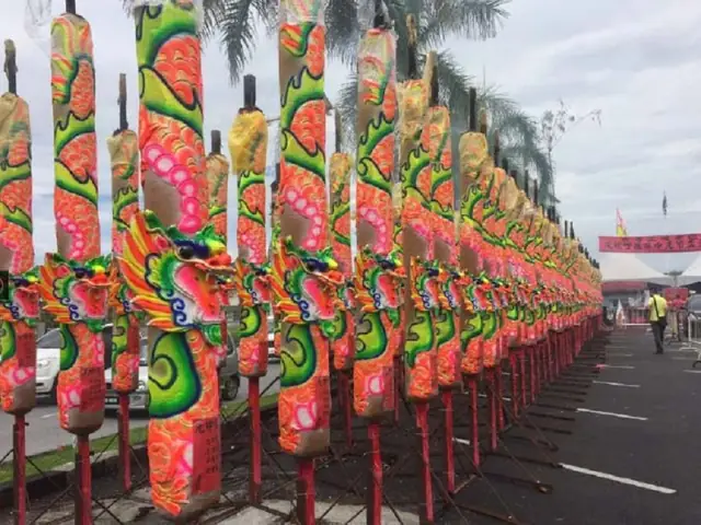 Cúng Cô Hồn Của Người Hoa