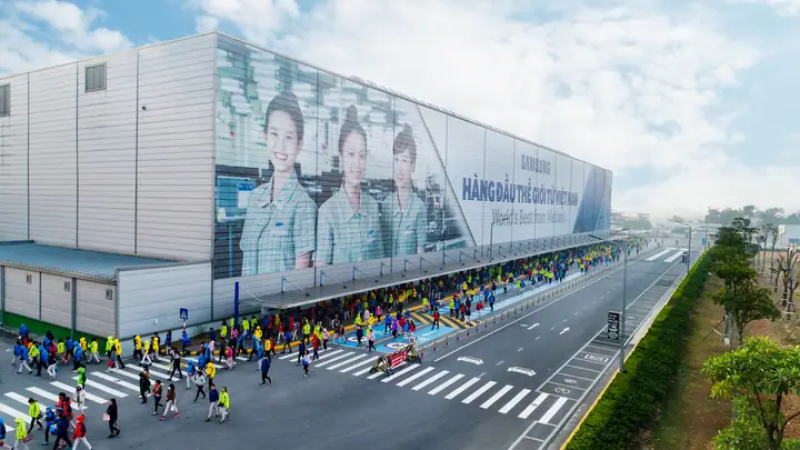 Samsung – Mega Story