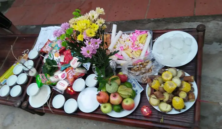 Nên Cúng Cô Hồn Trước Hay Cúng Gia Tiên Trước? Giải Đáp Chi Tiết Và Thứ Tự Cúng Đúng