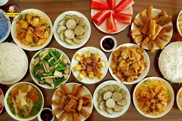 Cẩm Nang Chuẩn Bị Mâm Cơm Chay Cúng Tuần Đầu Cho Người Mới Mất