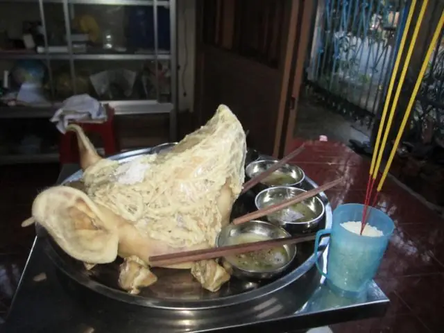 Phong Tục Cúng Đầu Heo Ở Miền Quê Nam Bộ