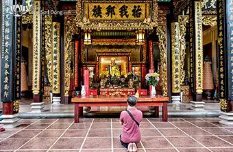 Ý Nghĩa Số Lần Vái Lạy Trong Văn Hóa Thờ Cúng Của Người Việt