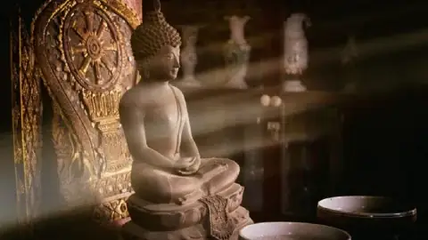 Ý Nghĩa Cúng Dường Chư Phật: Bài Học Tâm Linh Qua Từng Vật Phẩm