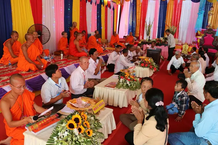 Đồng Bào Khmer Đến Với Lễ Này Đều Có Ý Nguyện Cầu Xin May Mắn ...