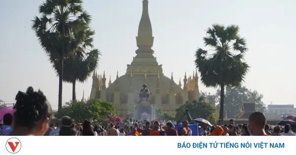 Độc Đáo Nghi Lễ Xaybath - Lễ Cúng Dường Lớn Nhất Của Người Dân Lào