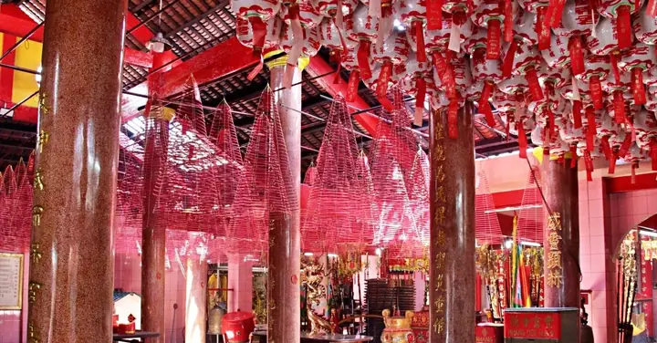 Đình Cổ Ở Tphcm Chứa Hàng Trăm Cỗ Quan Tài, Phía Sau Là Chuyện ...