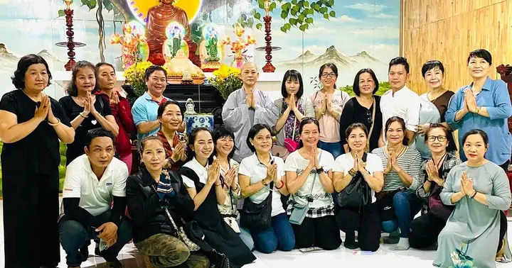 Phật Tử Cúng Dường Tịnh Tài Tu Sửa Tịnh Thất Quan Âm | Giác Ngộ ...