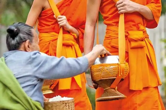 Tu Giải Thoát: Bố Thí, Cúng Dường... - Giác Ngộ