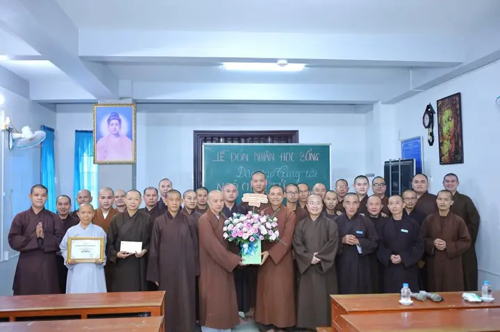 Bến Tre: Quỹ Đào Tạo Tăng Tài “ngộ Chân Tử” Trao Tặng Học Bổng Hỗ ...