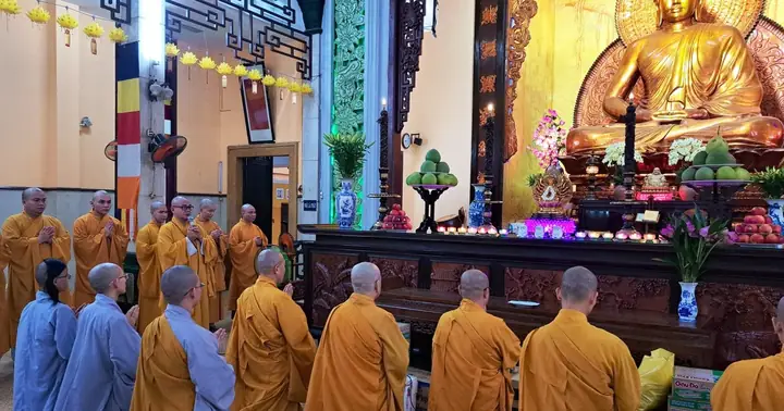 Chùa Trúc Lâm (q.3) Cúng Dường Các Trường Hạ Trên Địa Bàn Quận ...