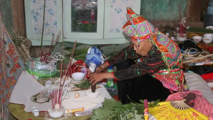 Lên Vùng Cao Xem Người Thái Đen Mổ Lợn, Mổ Gà Giải Hạn, Cầu Sức ...