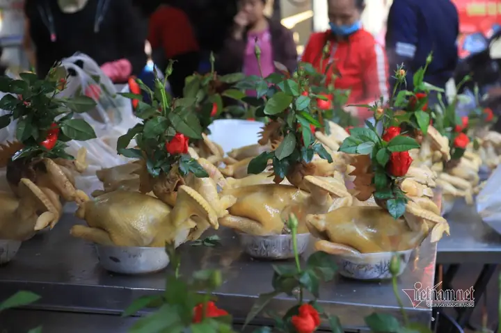 Cẩm Nang Chuẩn Bị Mâm Cúng Giao Thừa Tết Nguyên Đán Giáp Thìn 2025