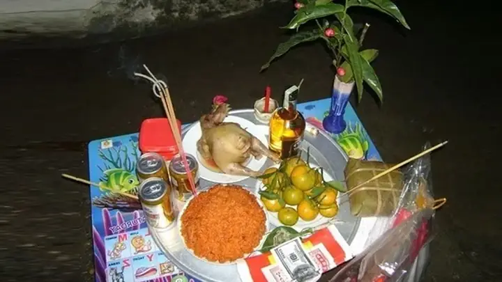 Cúng Giao Thừa Ngoài Trời Là Cúng Ai? Nguồn Gốc, Ý Nghĩa Và Bài Khấn Chi Tiết