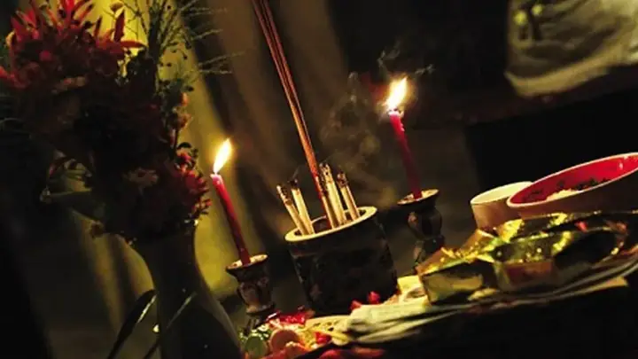 Cúng Giao Thừa Ngoài Trời Là Cúng Ai? Nguồn Gốc, Ý Nghĩa Và Bài Khấn Chi Tiết