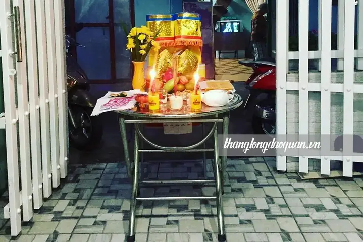 Có Nhất Thiết Phải Cúng Giao Thừa Ở Phòng Trọ Hay Không?