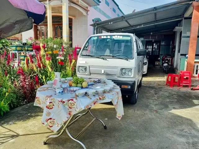 Cúng Khai Trương Xe Mới: Cẩm Nang Trọn Gói Lễ Vật Và Văn Khấn Chuẩn Xác