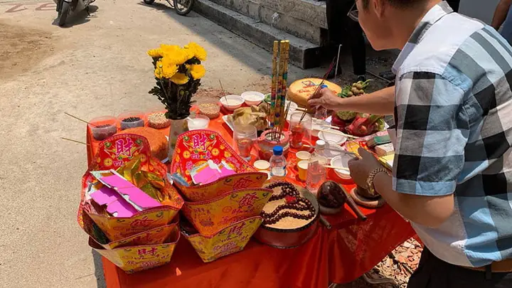 Văn Khấn Động Thổ Xây Mộ Và Lễ Vật Chuẩn Nhất