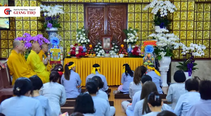 Có Nên Mời Thầy Cúng Hay Tự Làm Ở Nhà?