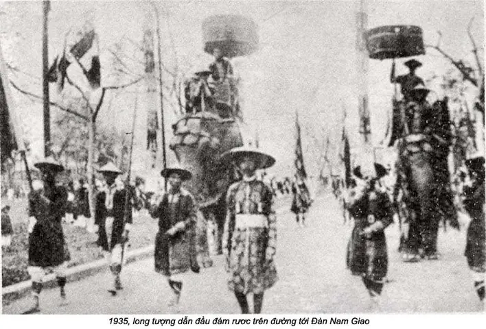 Lễ Tế Nam Giao Ở Huế Năm 1942