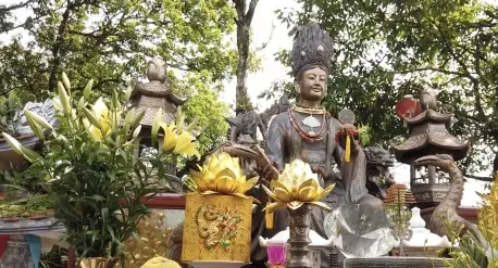 Đền Mẫu Cửu Trùng Thiên Suối Hai - Kinh Nghiệm Chiêm Bái 2026