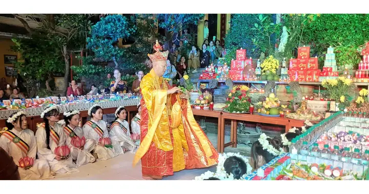 Cúng Thí Thực Và Cúng Cô Hồn Tháng 7 Âm Lịch Cho Gia Đình Bình An