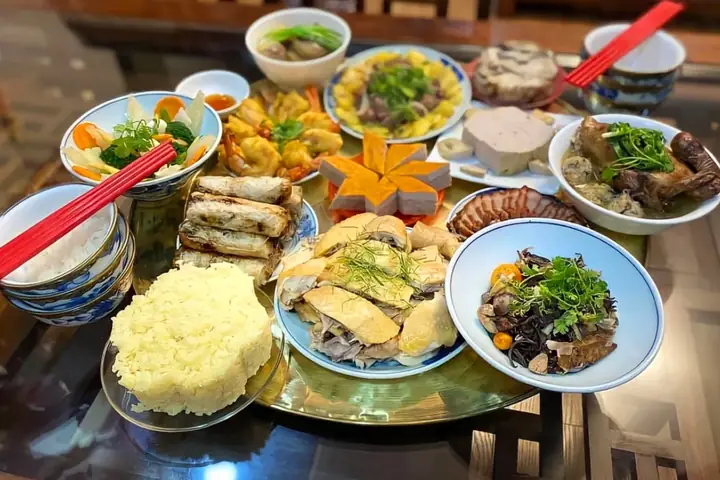 Mâm Cúng Mùng 1 Đầu Tháng Đầy Đủ Và Ý Nghĩa