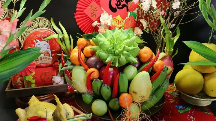 Cúng Giao Thừa: Nên Làm Ngoại Thiên Hay Trong Nhà Trước Để Đúng Phong Thủy?