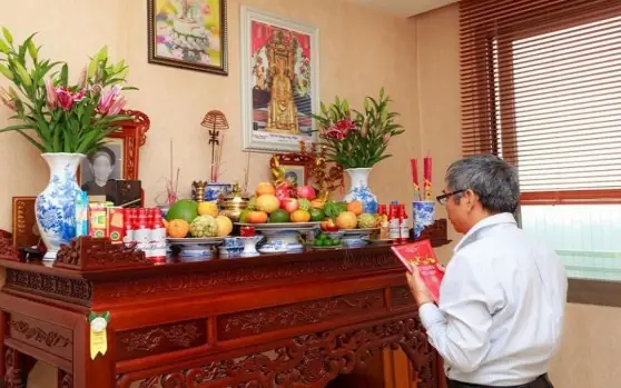 Cẩm Nang Cúng Ông Táo Cuối Năm: Thời Gian, Lễ Vật Và Bài Khấn Chuẩn Nhất