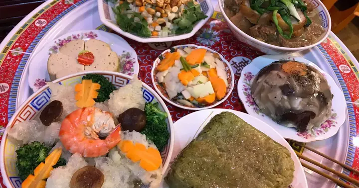 Cúng Ông Táo Đầu Năm: Văn Khấn, Cách Chuẩn Bị & Những Điều Cần Biết