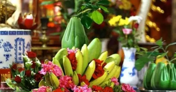 Văn Khấn Rằm Tháng Chạp 2025 Cúng Gia Tiên Và Thần Linh