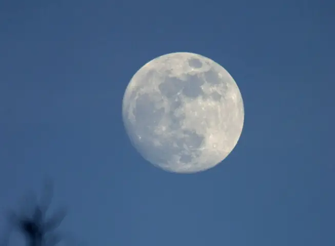 Giải Mã "cúng Rằm" Tiếng Anh: Từ Vựng, Ngữ Cảnh Đến Nét Văn Hóa