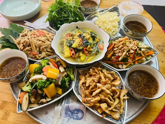 Cẩm Nang Chuẩn Bị Mâm Cỗ Cúng Sáng Mùng 1 Tết Trọn Vẹn Ý Nghĩa