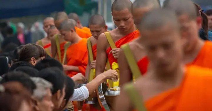 Khất Thực Là Gì: 'cúng Tiền Trong Lễ Sớt Bát, Túi Đầy Phong Bì Rất Phản ...