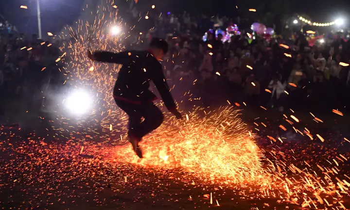 Cúng Tạ Ơn Trời Đất: Ý Nghĩa, Văn Khấn Và Cách Chu Bị Đầy Đủ