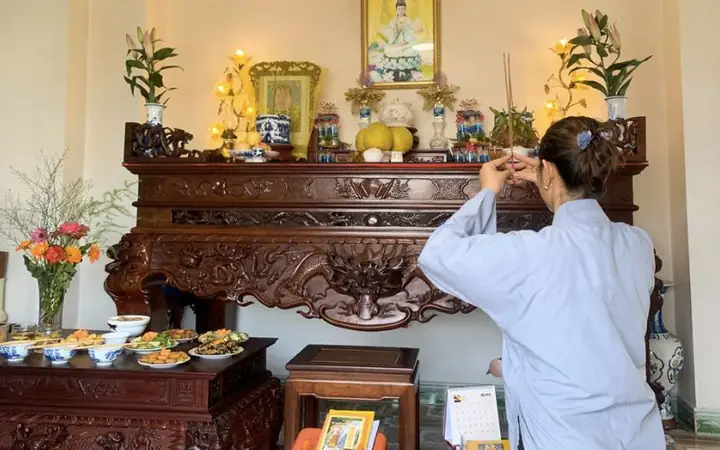 Cẩm Nang Chuẩn Bị Mâm Cúng Tết Thanh Minh Tại Nhà Và Ngoài Mộ