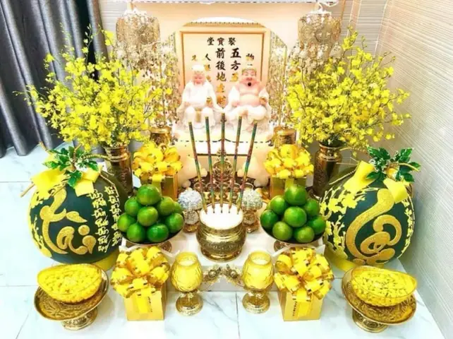 Cúng Thần Tài Bao Nhiêu Quả Trứng: Giải Đáp Chi Tiết Và Hướng Dẫn Cúng Đúng